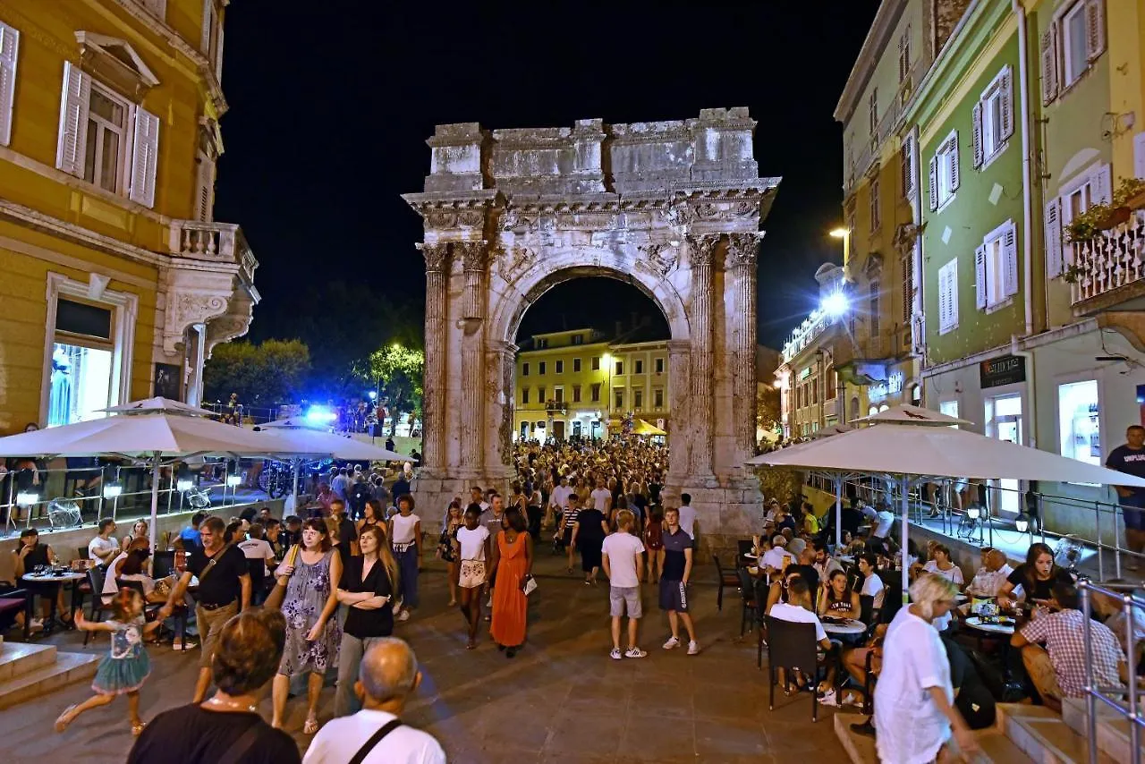 Lux D'Or Apartment Pula Croatia